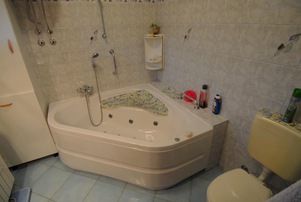 Guesthouse Konti Rijeka Room photo